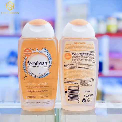 Dung dịch vệ sinh phụ nữ FEMFRESH Daily Wash 250ml