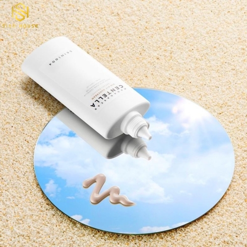 Kem chống nắng SKIN1004 Madagasca Centella Air-Fit Suncream 50mL	