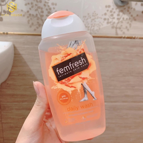 Dung dịch vệ sinh FEMFRESH [hàng UK] Daily Intimate Wash
