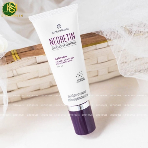 Kem Chống Nắng NEORETIN Discrom Control SPF50 40ml 